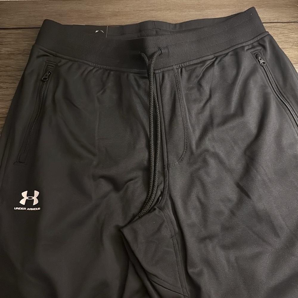 NWT [Under Armour] UA Sportstyle Classic Black Joggers Sweatpants Men’s S or L - Picture 9 of 14